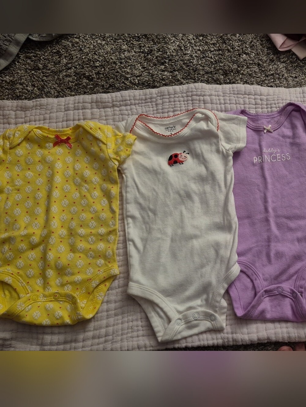Carter's 4 Baby Girl Short-Sleeve Onesies - Yellow, White, Lavender, Coral 0-3m